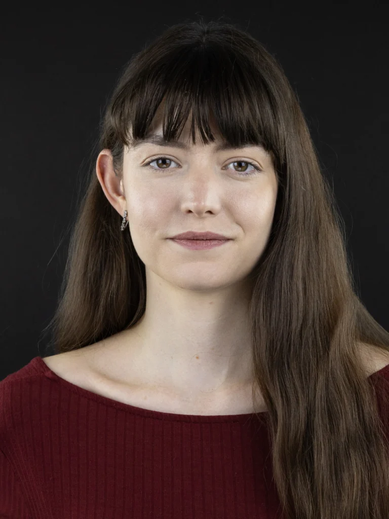 Lea-leartwords-contact